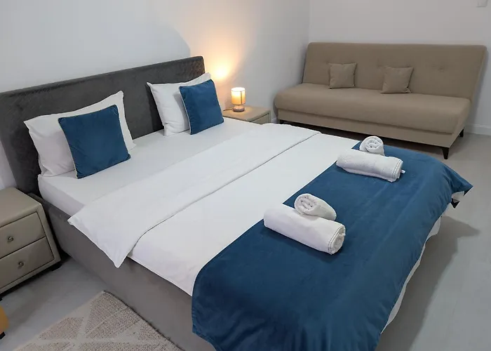 Old Town On Eugeniu De Savoya Street Apartamento